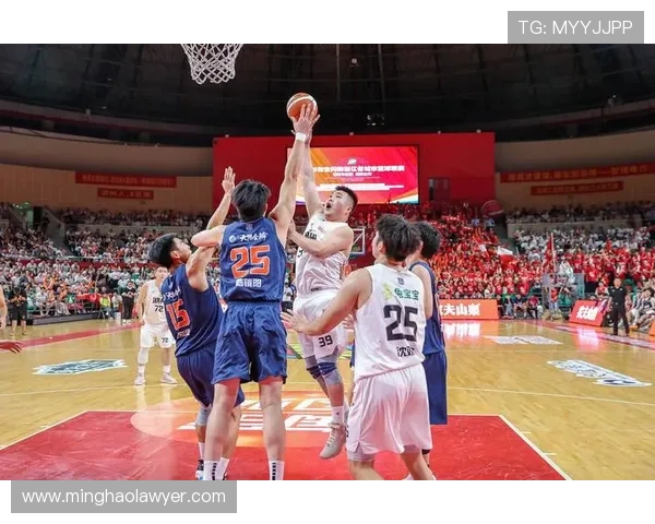 孙铭徽：从青涩新星到篮球赛场的璀璨明星之路